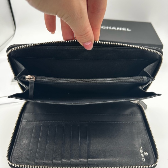 Chanel Patent Leather Black Quilted Organizer Wallet w/ COA - Picture 9 of 11